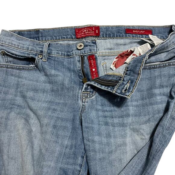 Lucky Brand Jeans Womens Size 8 Blue Sweet Crop Mid Rise Light Wash Denim Pants - Picture 3 of 13